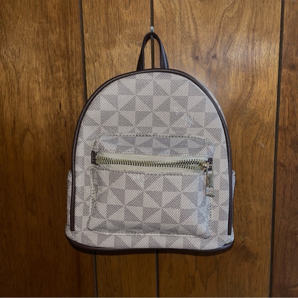 Geometric Patterned New Mini Backpack - Picture 8 of 8